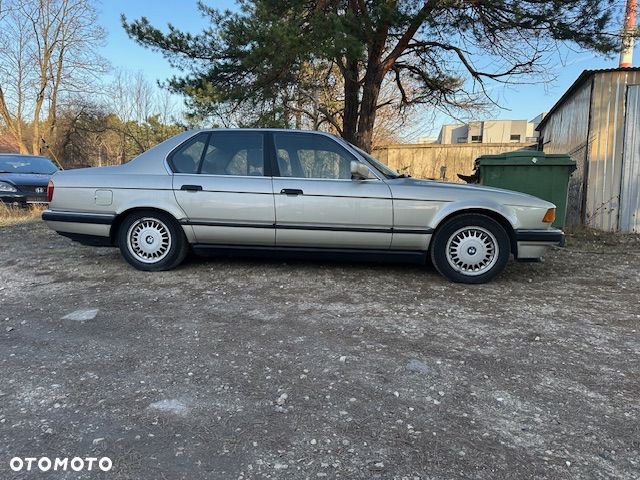 BMW Seria 7 750i - 3