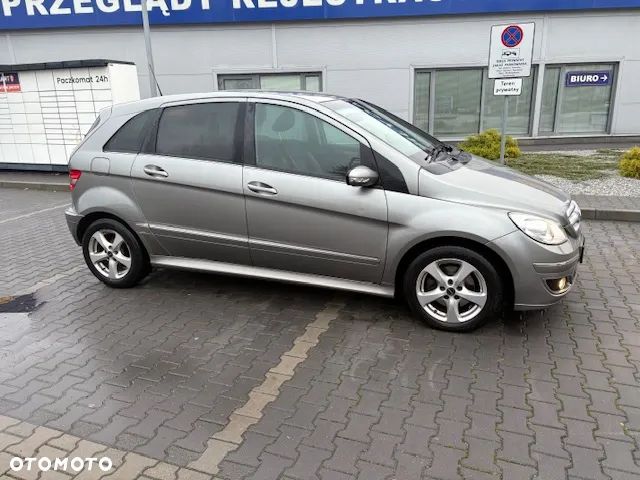 Mercedes-Benz Klasa B - 2