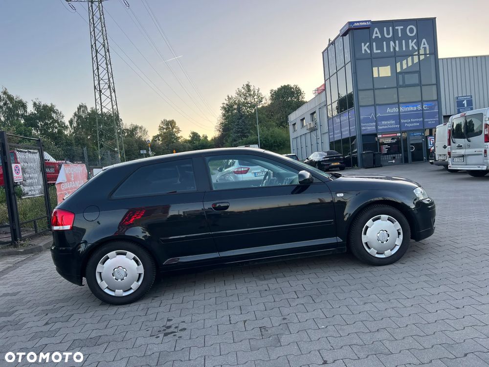 Audi A3 1.6 Ambiente - 6