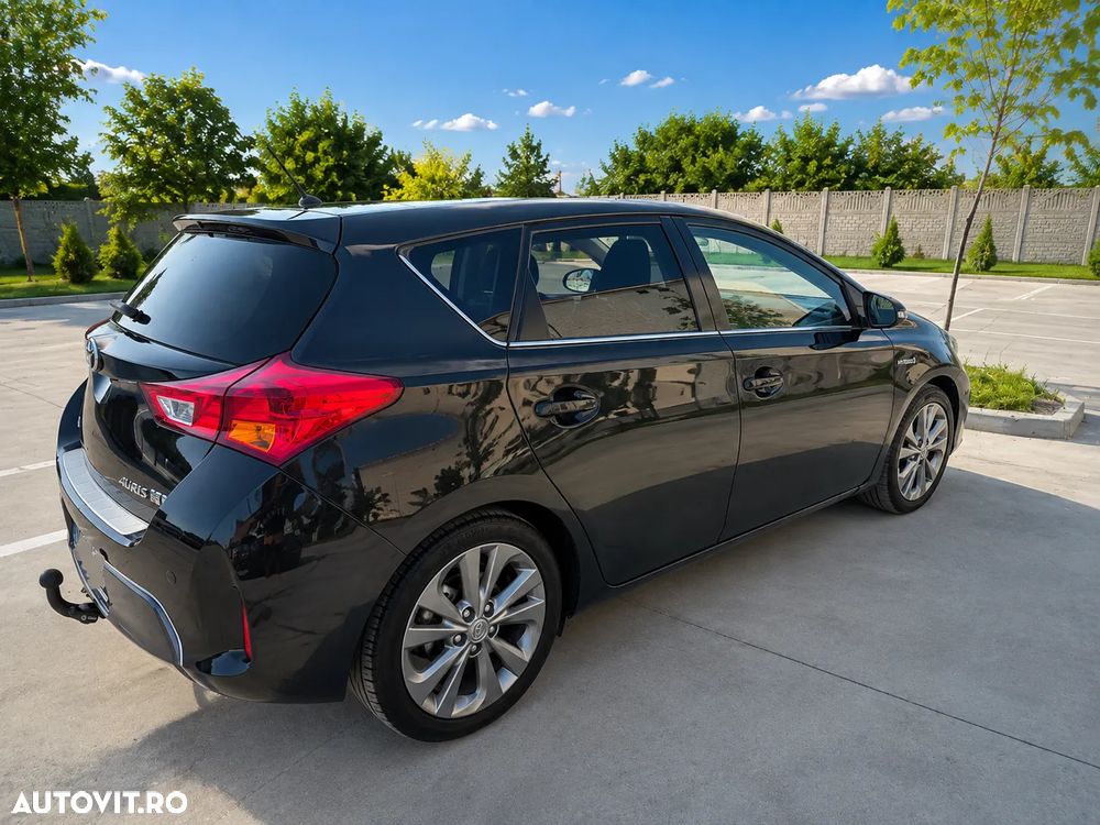 Toyota Auris 1.8 L VVT-i HSD Sol - 5