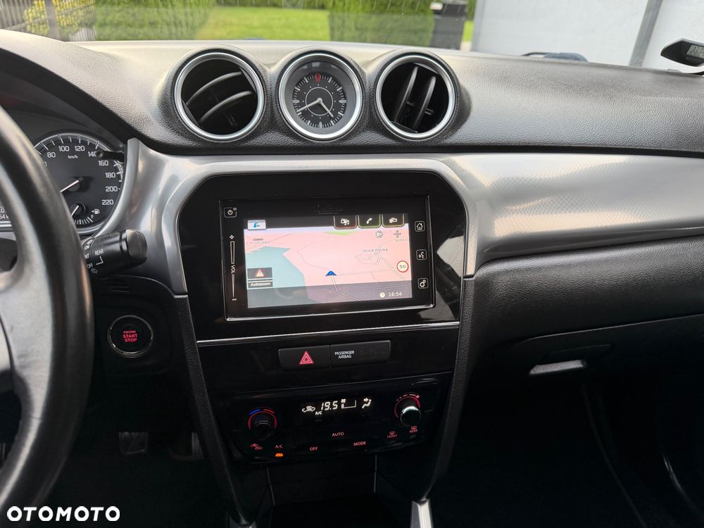 Suzuki Vitara 1.6 Premium 2WD - 17