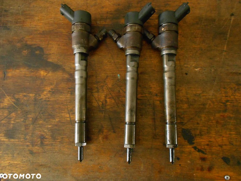 WTRYSK WTRYSKI KIA HYUNDAI SANTA FE SONATA TUCSON CARENS 2.0 CRDI 33800-27000 - 1