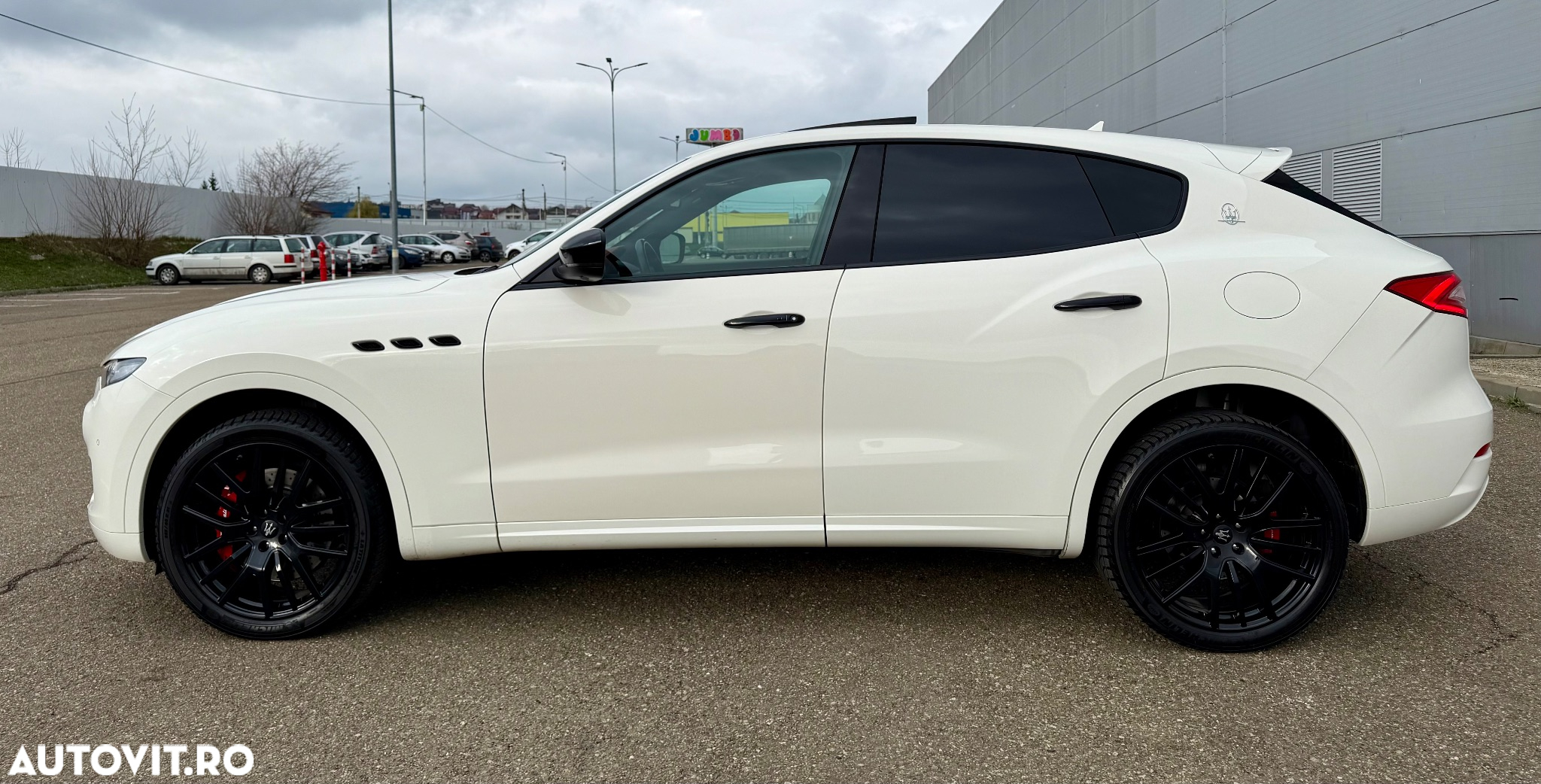 Maserati Levante S Q4 GranSport - 8