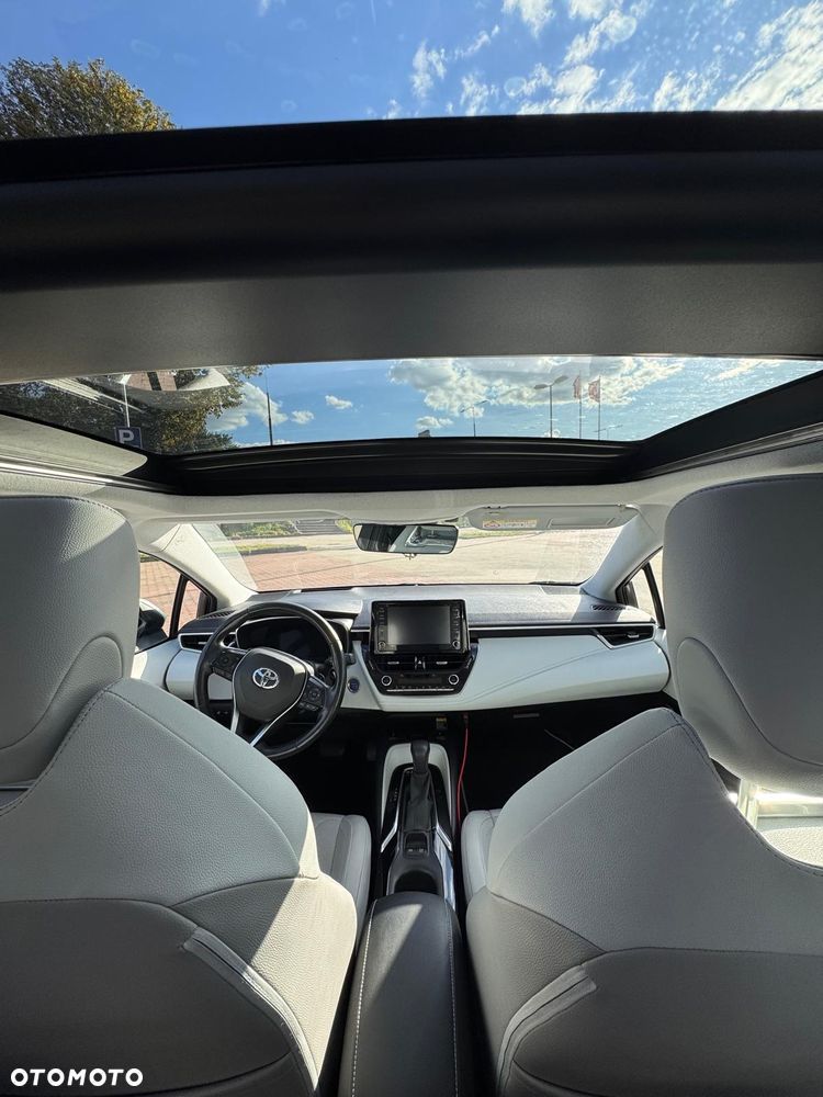Toyota Corolla 2.0 Hybrid Executive - 8
