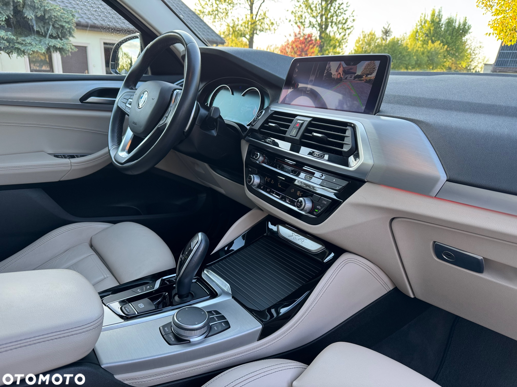 BMW X4 xDrive20i xLine - 27