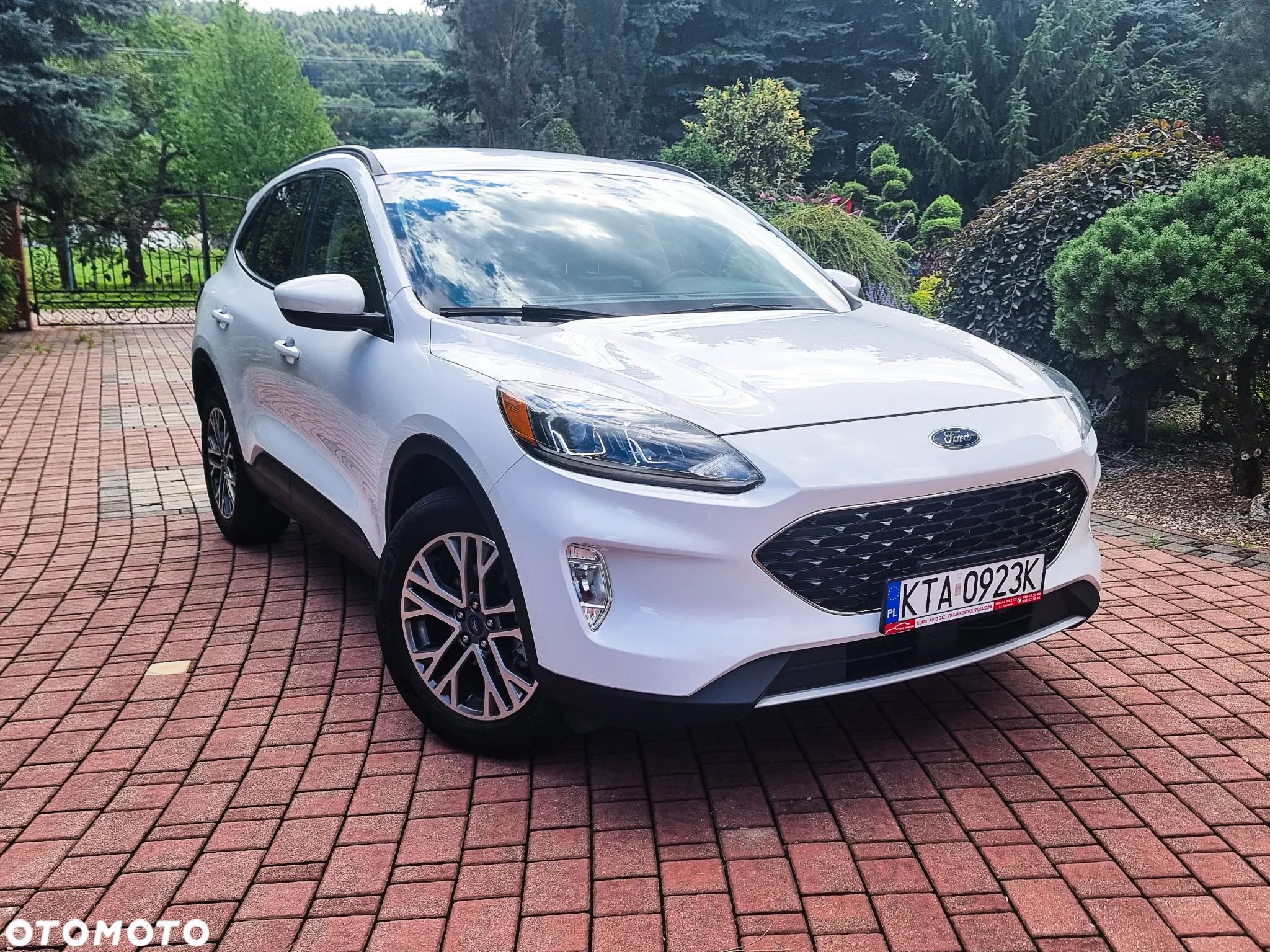 Ford Kuga 2.0 EcoBoost AWD Titanium ASS - 1