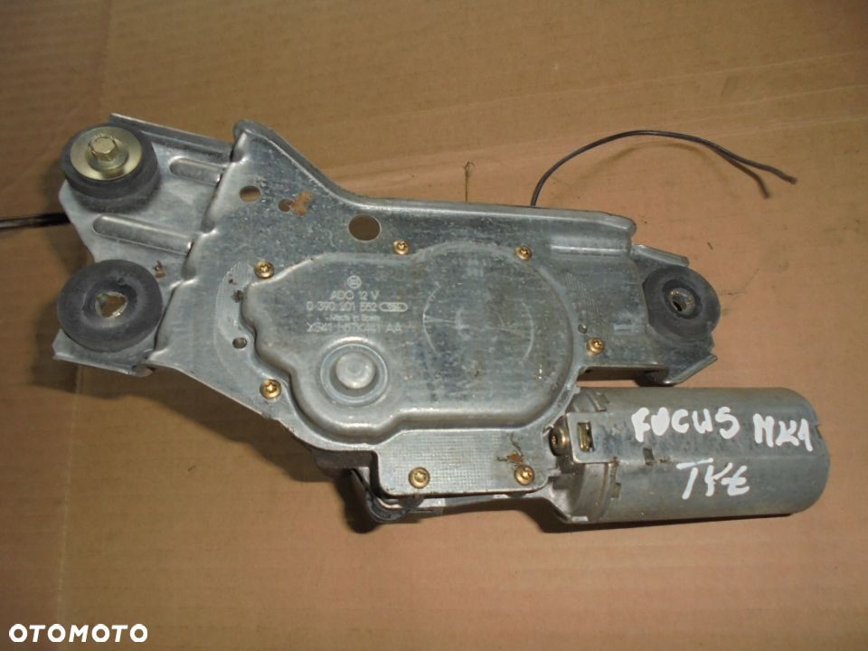 SILNICZEK SILNIK WYCIERACZKI TYŁ FOCUS MK1 KOMBI - 5