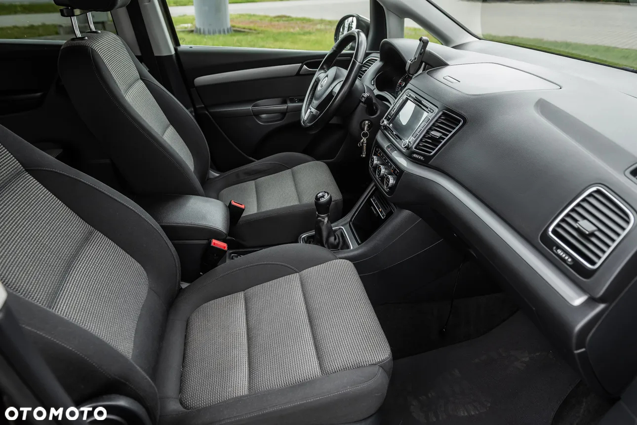 Volkswagen Sharan 2.0 TDI Comfortline - 29