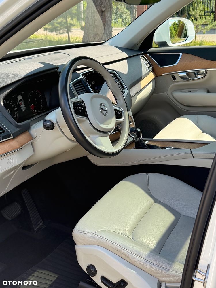 Volvo XC 90 T6 AWD Momentum - 3