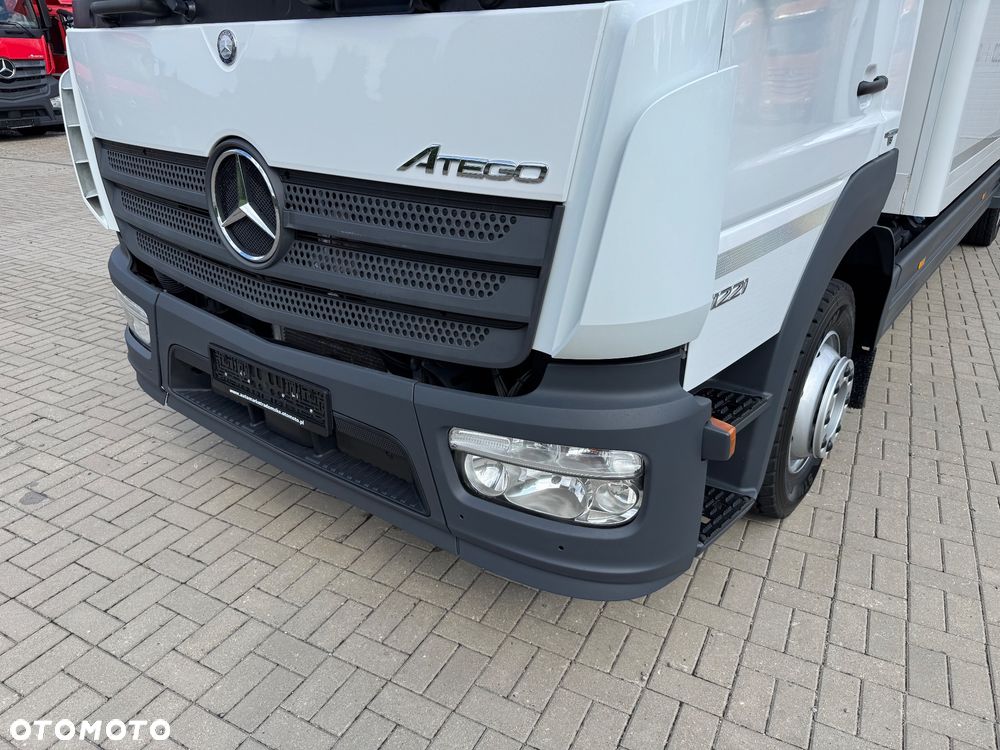 Mercedes-Benz ATEGO - 16