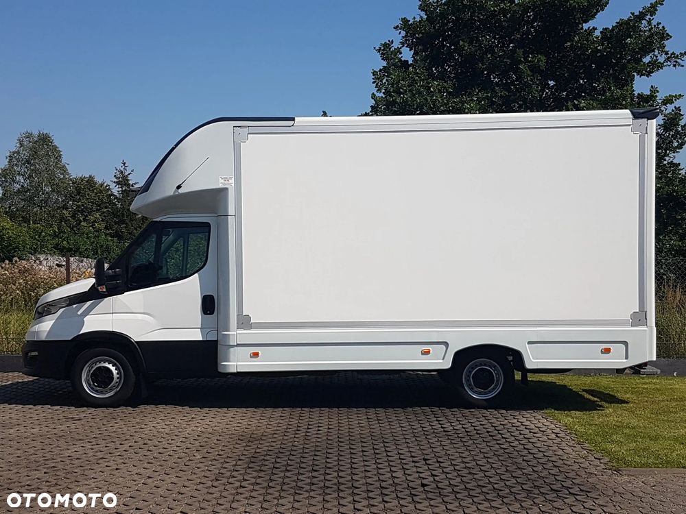 Iveco DAILY KONTENER NISKOPODŁOGOWY 4,43x2,23x2,42 SKLEP BAR KAMPER FOODTRUCK KLIMA KONIOWÓZ - 11