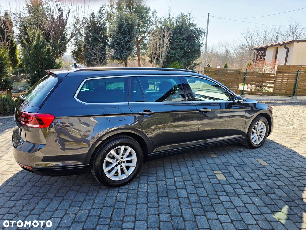 Volkswagen Passat 2.0 TDI EVO Business DSG - 9