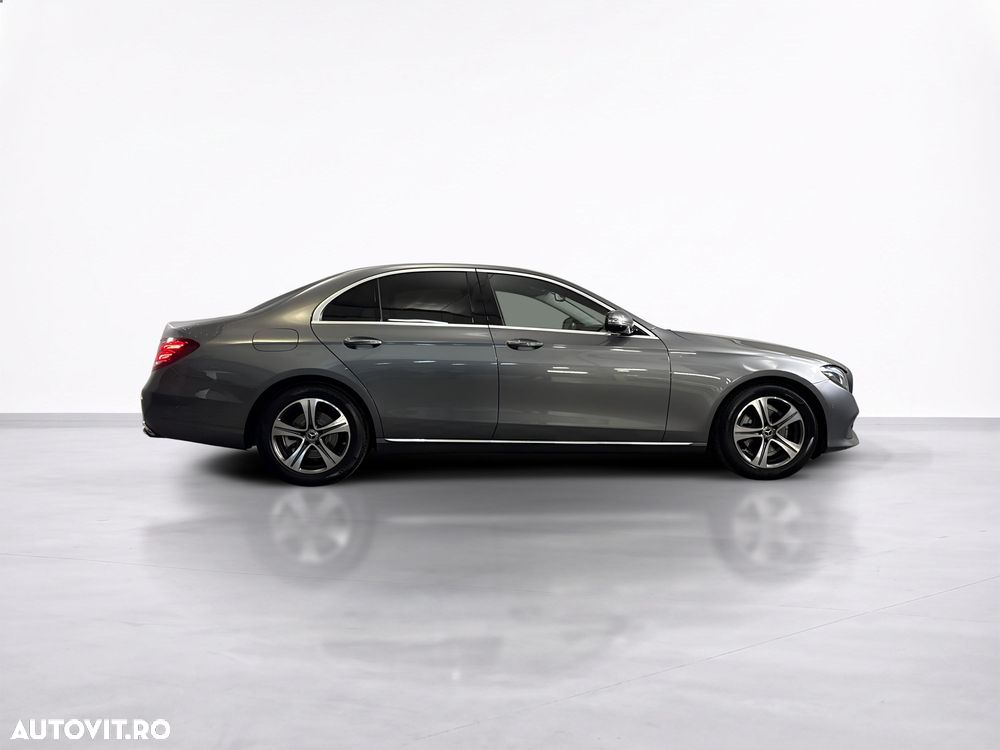 Mercedes-Benz E - 7