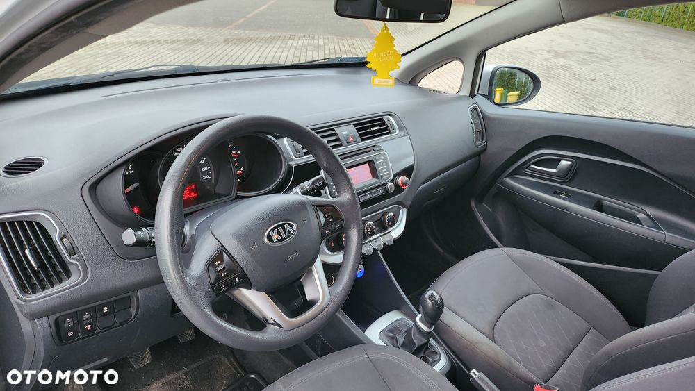 Kia Rio 1.4 crdi Business Line - 35