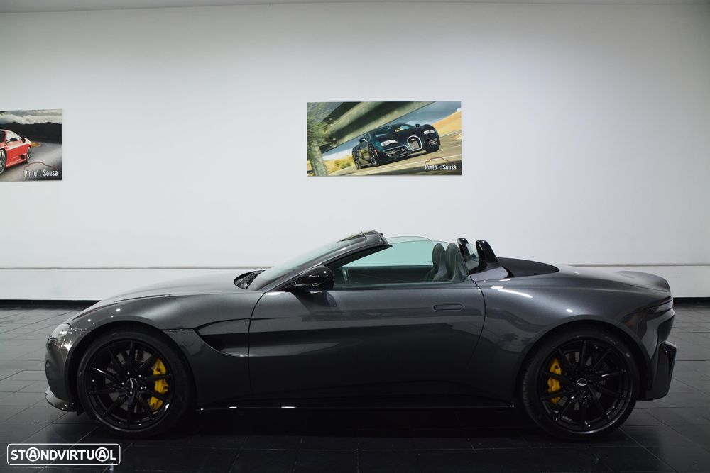 Aston Martin Vantage Roadster V8 - 8