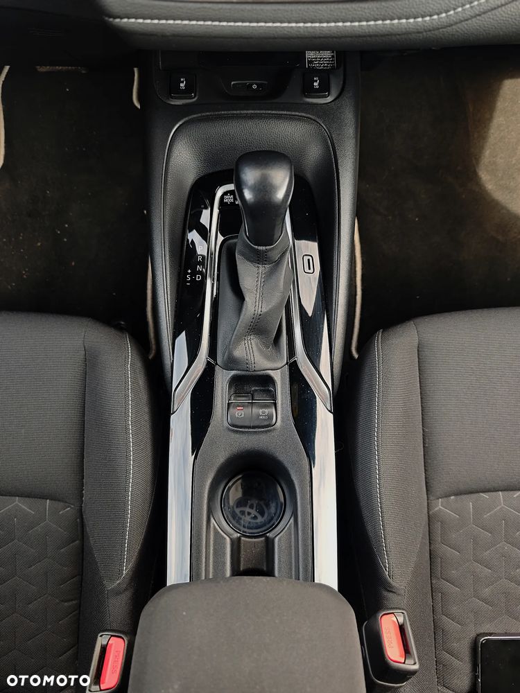 Toyota Corolla 2.0 Hybrid Comfort - 20