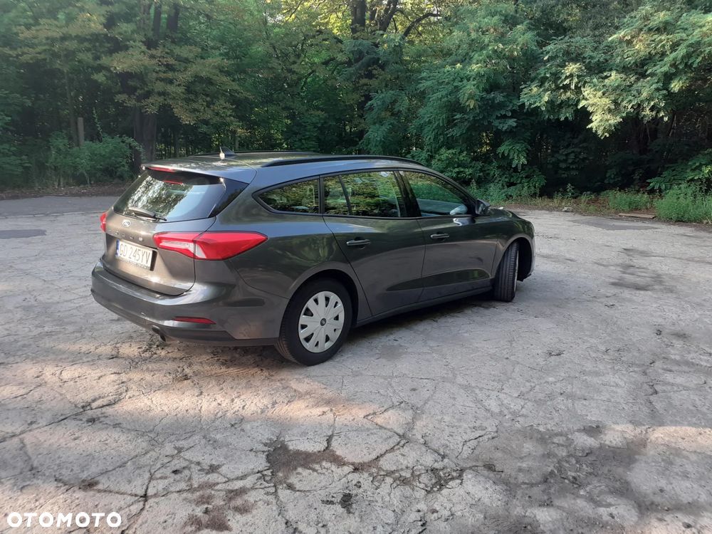 Ford Focus - 4