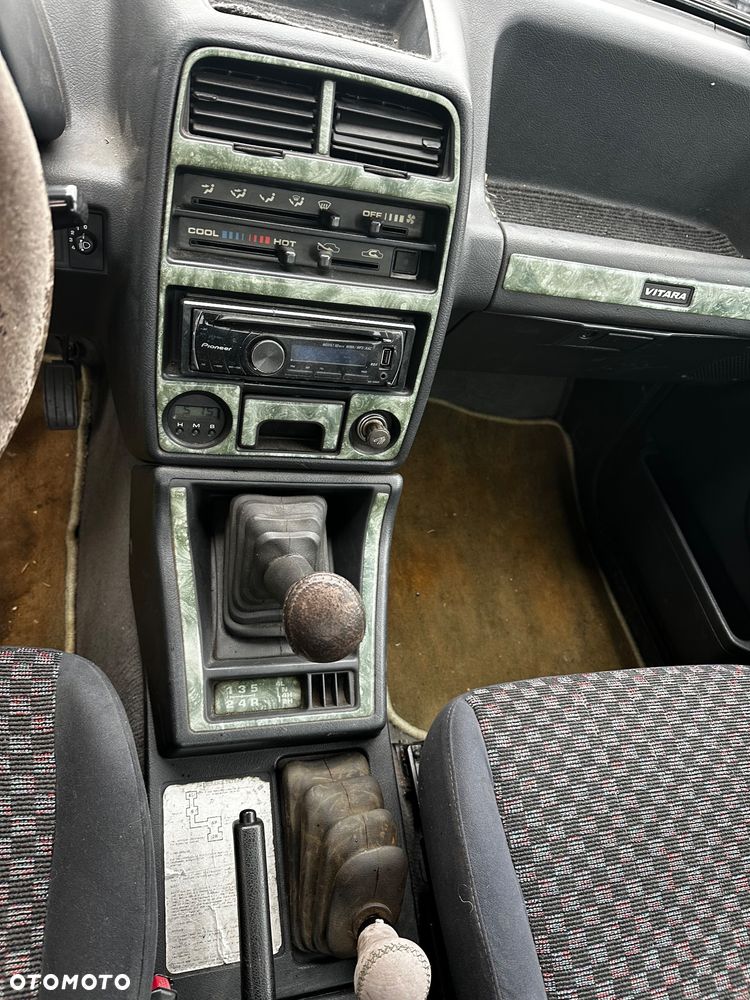 Suzuki Vitara 1.6 JX - 15