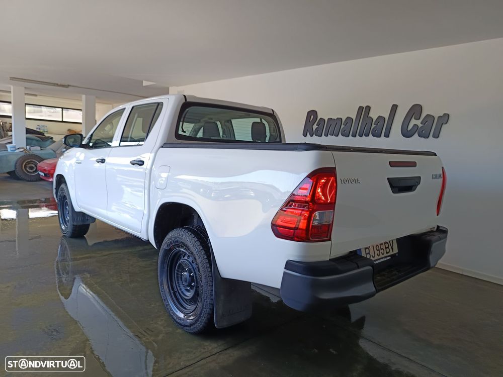 Toyota Hilux 2.4 D-4D 4WD CD CH - 3