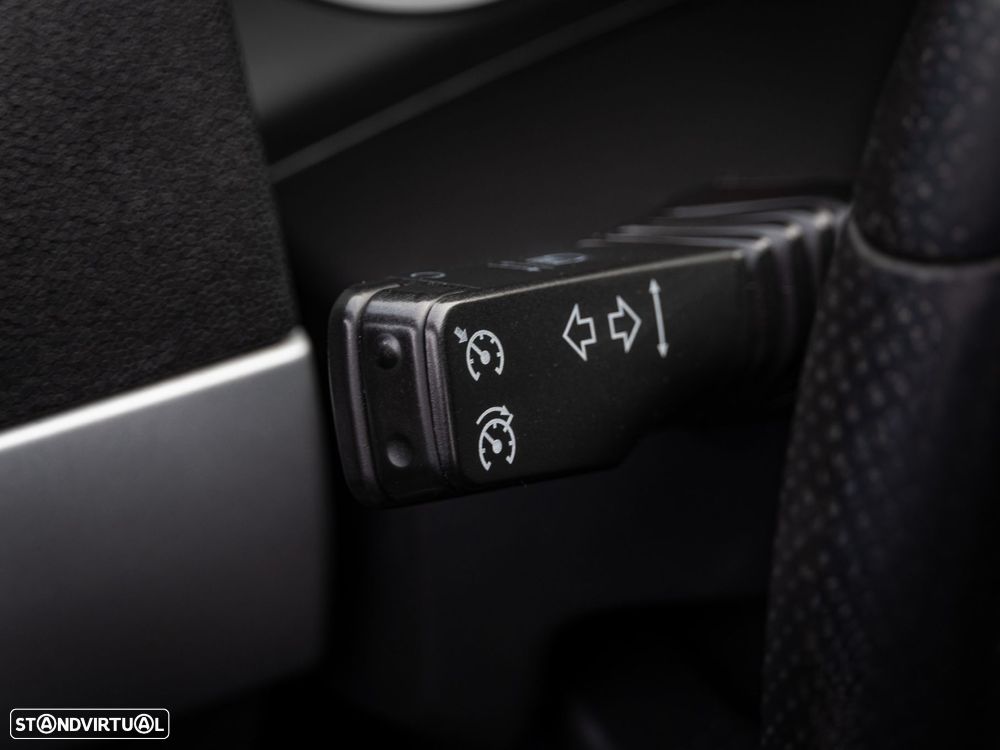 Opel Astra GTC 1.7 CDTI - 10