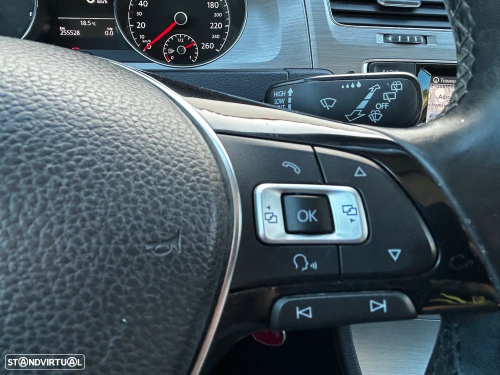 VW Golf Variant 1.6 TDi BlueMotion DSG Comfortline - 23