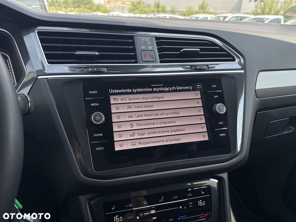 Volkswagen Tiguan Allspace - 20