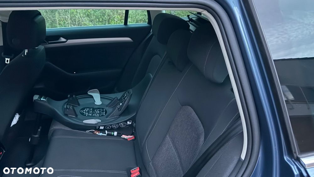 Volkswagen Passat - 10