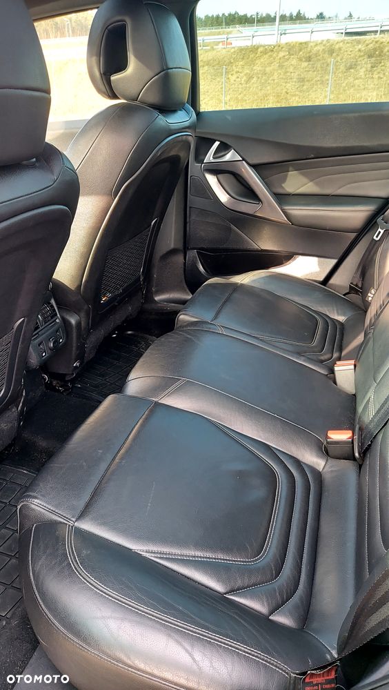 Citroën DS5 Hybrid4 EGS6 Chic - 8