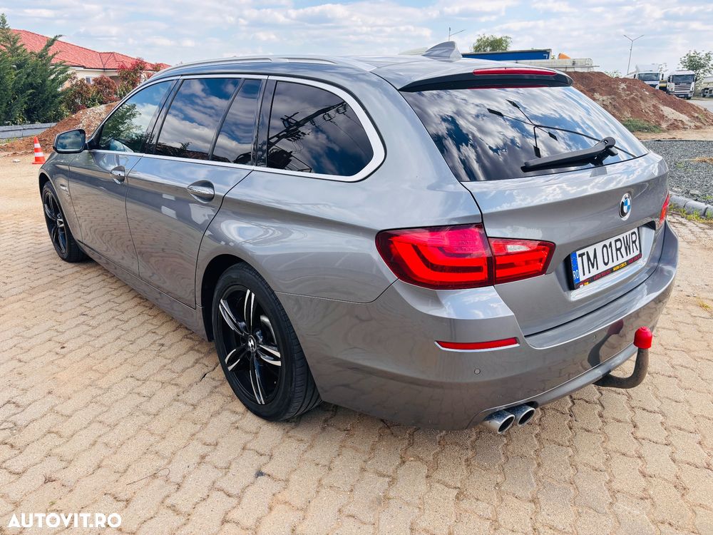 BMW Seria 5 525d xDrive - 4