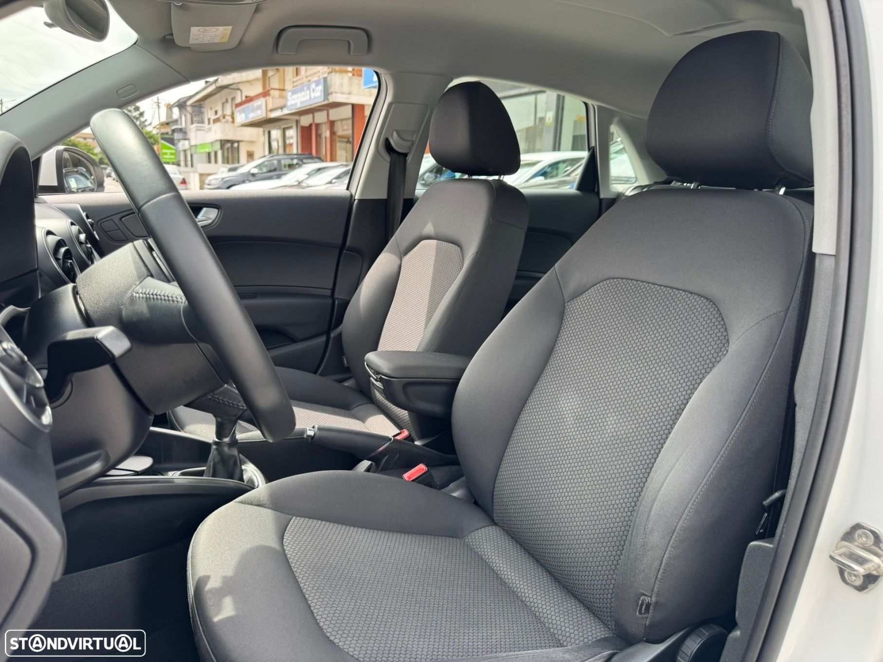 Audi A1 Sportback 1.4 TDI Design - 8