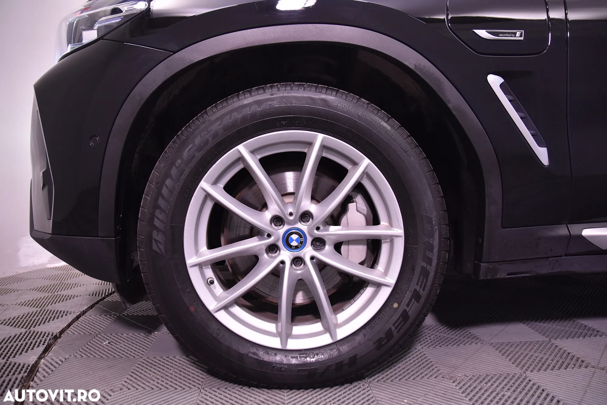 BMW X3 xDrive30e AT PHEV - 13