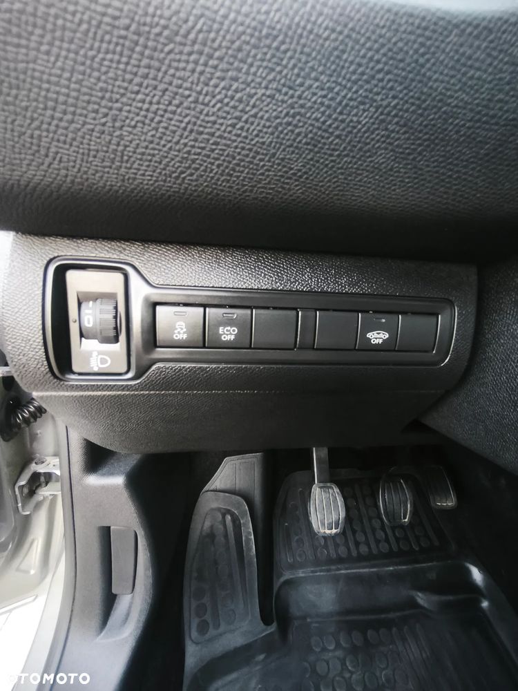 Peugeot 308 1.2 PureTech Style S&S - 17