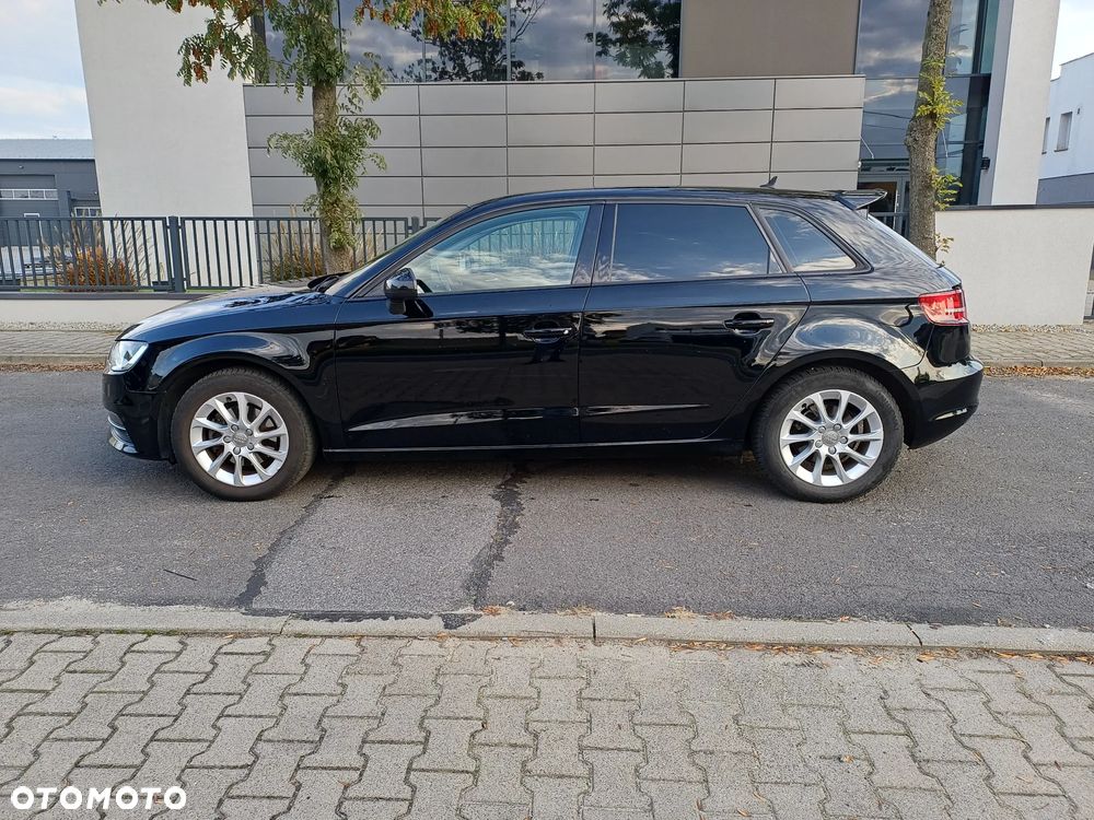 Audi A3 Sportback 1.6 TDI clean diesel Attraction - 8