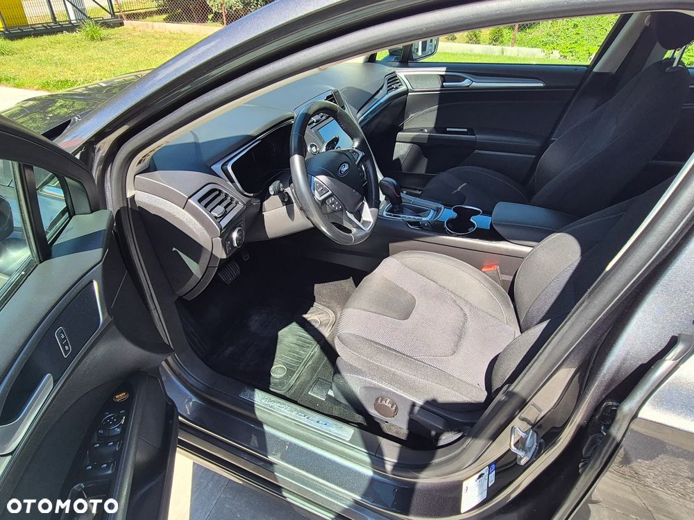 Ford Mondeo 2.0 TDCi Titanium PowerShift - 19