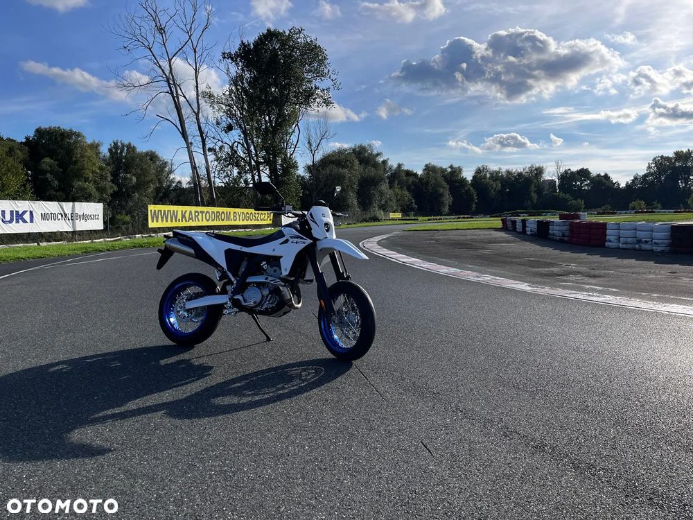 Suzuki DR-Z - 7