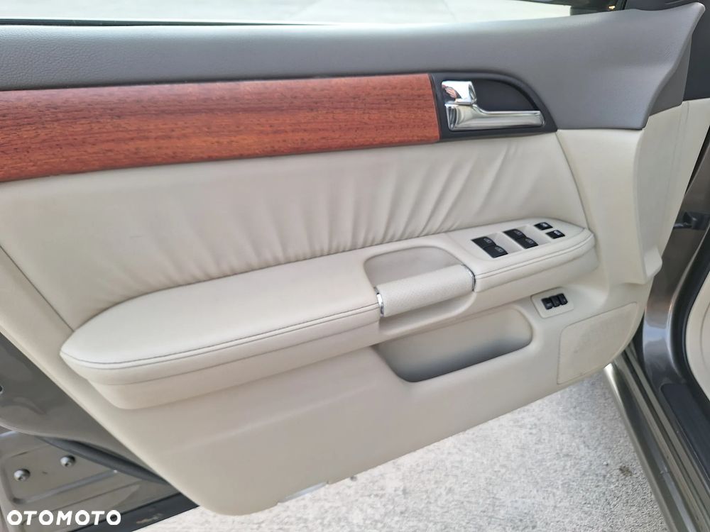 Infiniti M - 14