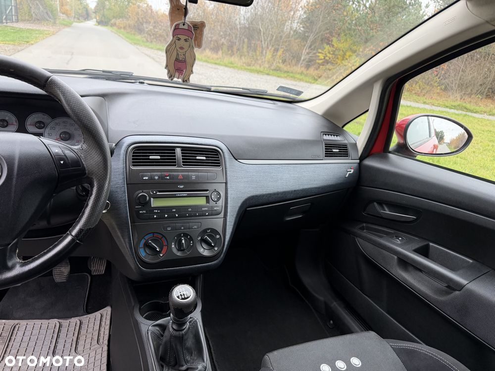Fiat Grande Punto - 8