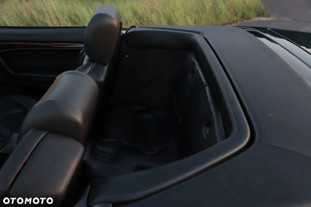 Mercedes-Benz SL - 16