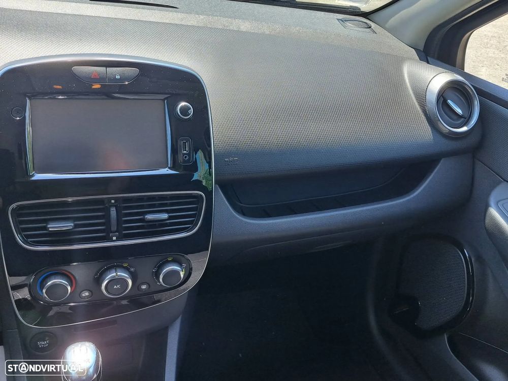 Renault Clio 0.9 TCe Limited - 16