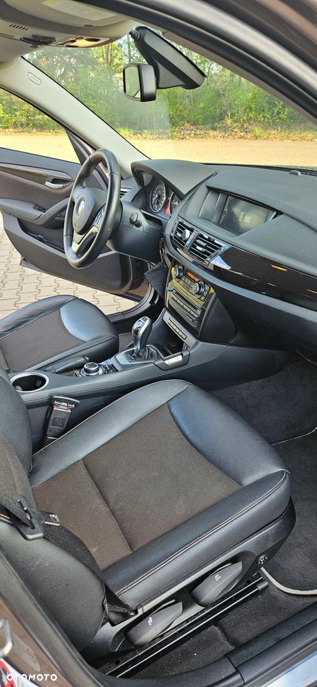 BMW X1 xDrive20d - 11