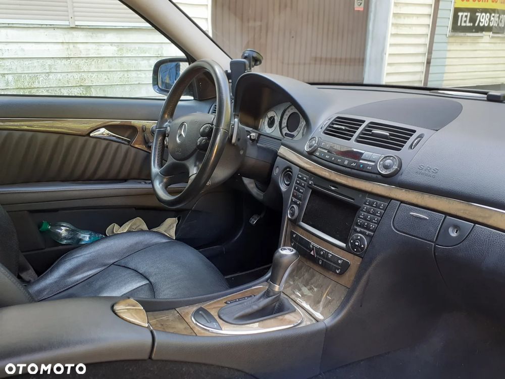 Mercedes-Benz Klasa E 320 T CDI 4Matic Automatik Avantgarde DPF - 17