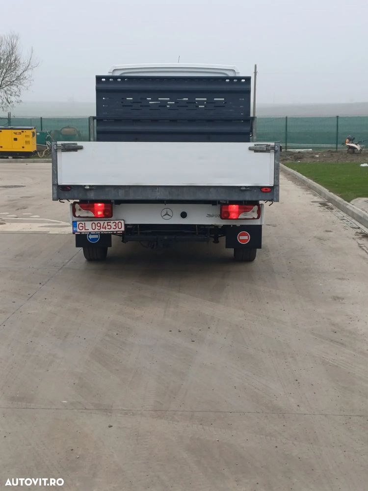 Mercedes-Benz Sprinter - 11