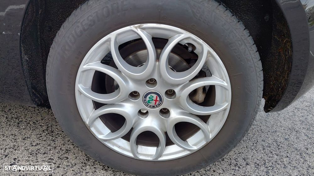 Alfa Romeo Giulietta 1.6 JTDm Super - 23