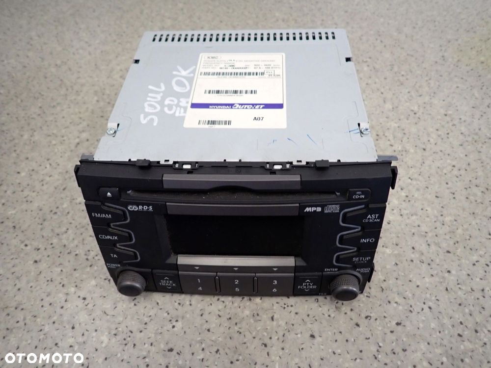 KIA SOUL I 09- RADIO FABRYCZNE - 1