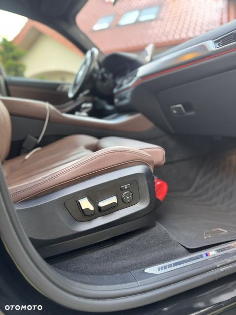 BMW X5 xDrive30d mHEV - 13