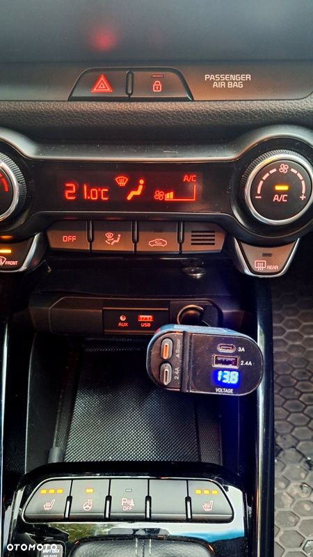 Kia Stonic 1.4 L - 29