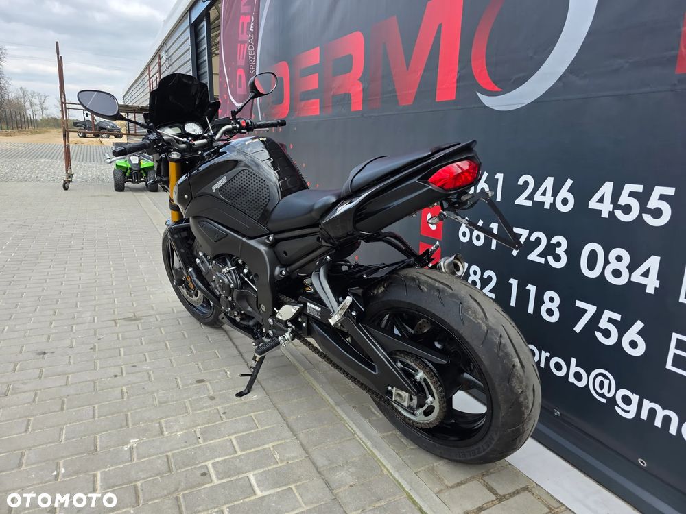Yamaha FZ8 - 18