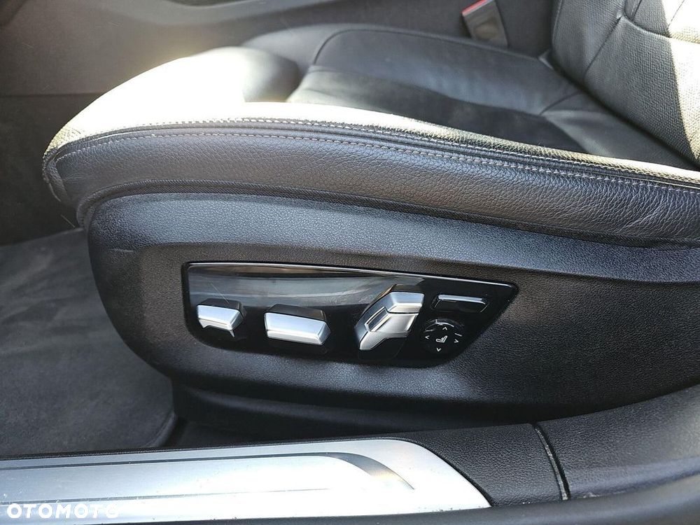 BMW Seria 7 - 24