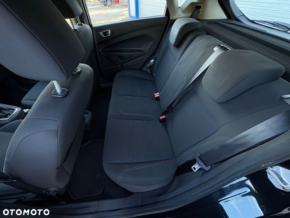 Ford Fiesta - 12
