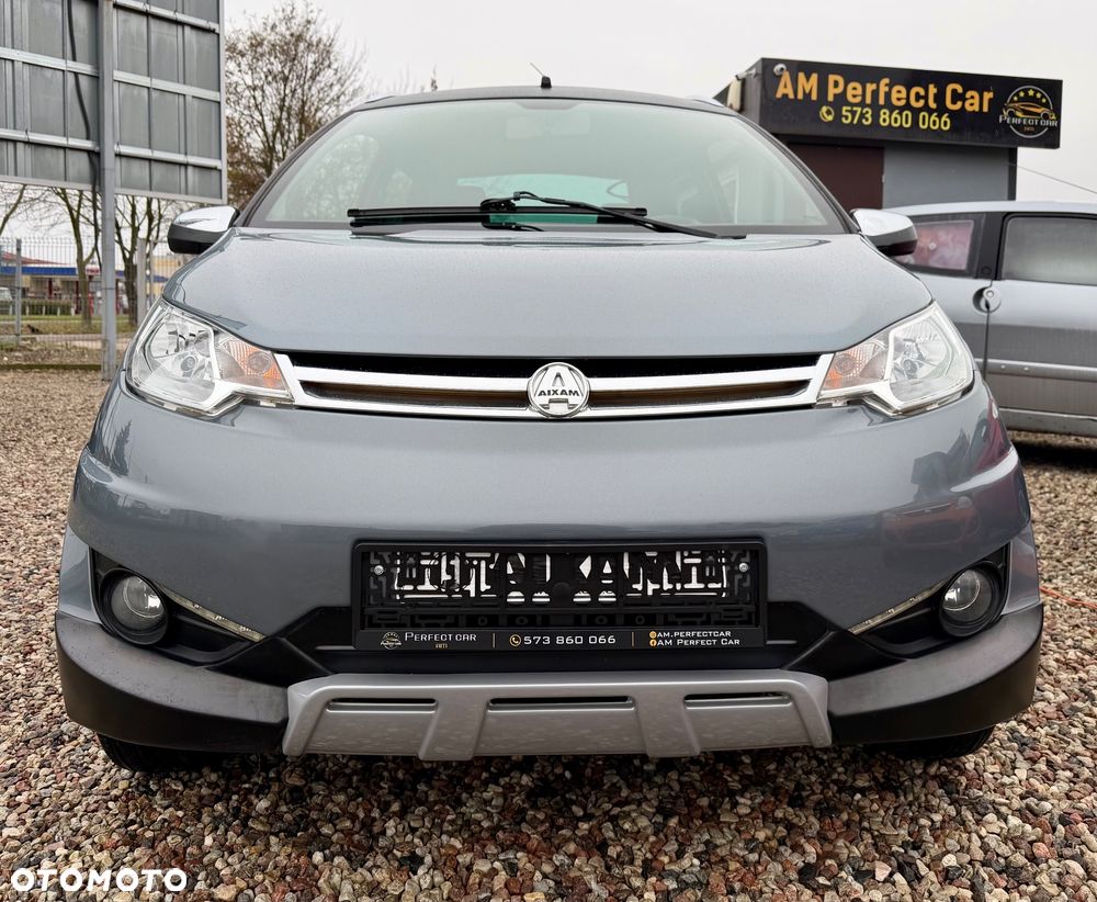 Aixam Crossover - 36